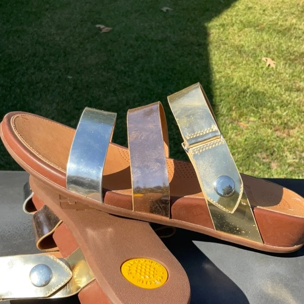 Sandals - Picture 4 of 4